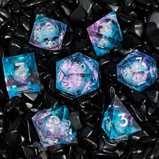 Magical Glamor DND Dice: Polyhedral Resin Dice with Glitter Liquid Core for Dungeons & Dragons, RPGs, and Board Games – 7 Piece Sharp Edge DND Dice Set with Case